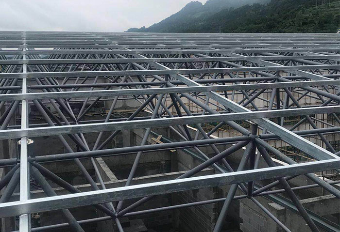 桂林仁怀冠英学校艺体楼网架